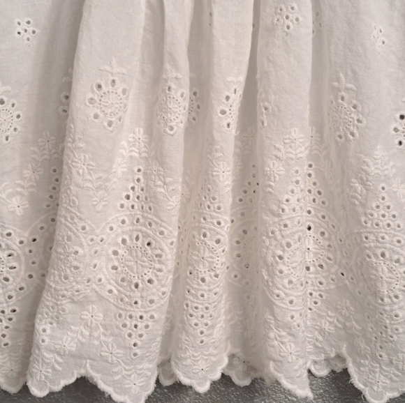 Parsley & Sage Eyelet Tunic With Scalloped Edges Size M - Picture 5 of 9